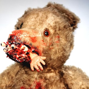 Horror teddy GUBBY Halloween morbid doll art