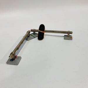 ANGLE GRIND RAIL  - Adjustable Realistic Fingerboard Street Obstacle in Metal & Wood