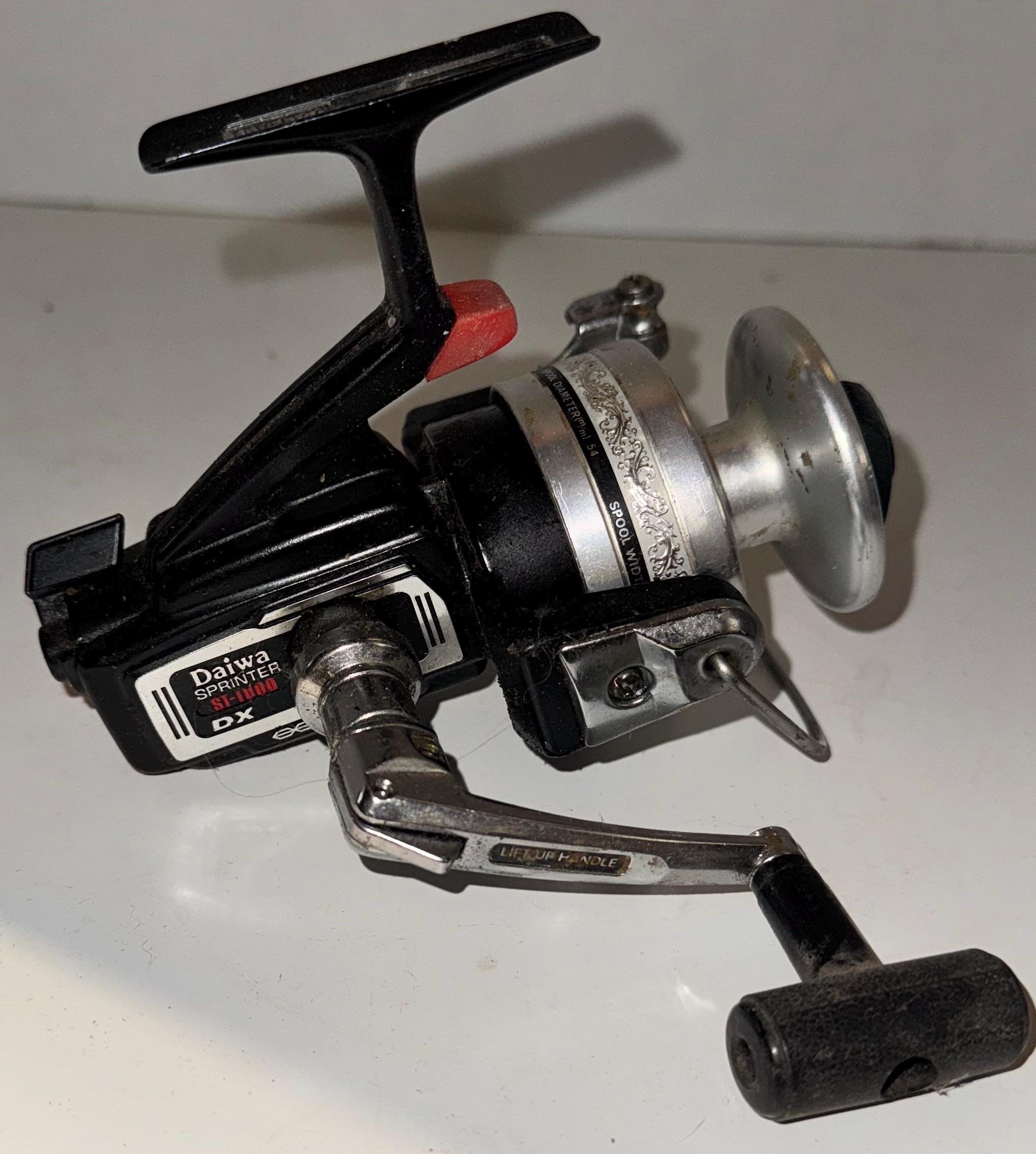 DAIWA Spinning Reel Vintage Fishing Gear Sprinter ST-1000 Japan