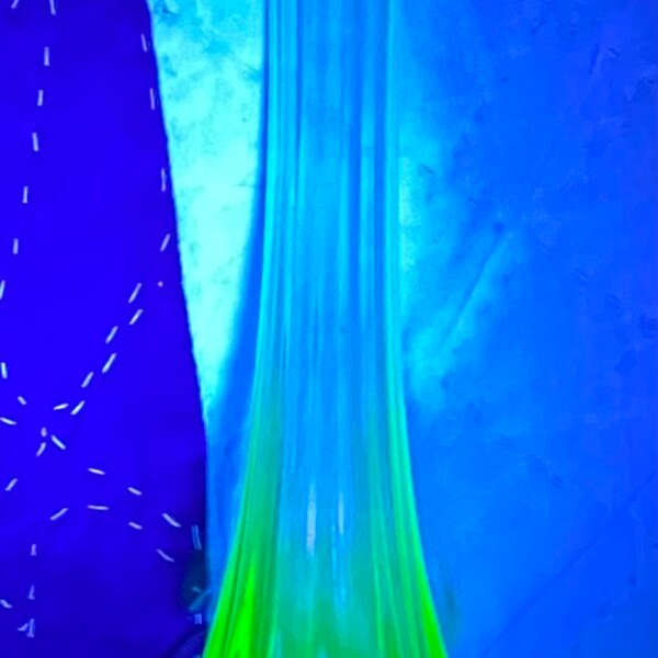 Mcm vintage Vaseline Uranium Green swing Swung Bud Glass Ribbed Vase Glows Under UV Light Collectible Home Decor