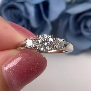 Anillo de compromiso de tres piedras, moissanita, alianza de boda de diamantes, plata de ley 925, anillo de aniversario, anillo apilable, regalo Art Déco