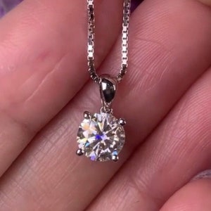 Certified 1 Carat Round Brilliant VVS Moissanite Diamond Solitaire Necklace Sterling Silver, Solitaire Diamond Necklace, Moissanite Necklace