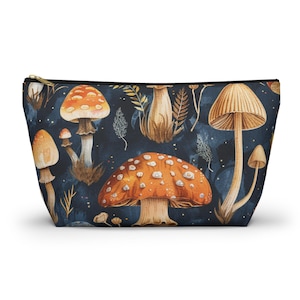 Mushroom Accessory Pouch, Cottagecore Makeup Bag, Nature Lover Gift, Cute Pencil Case, Boho Travel Organizer