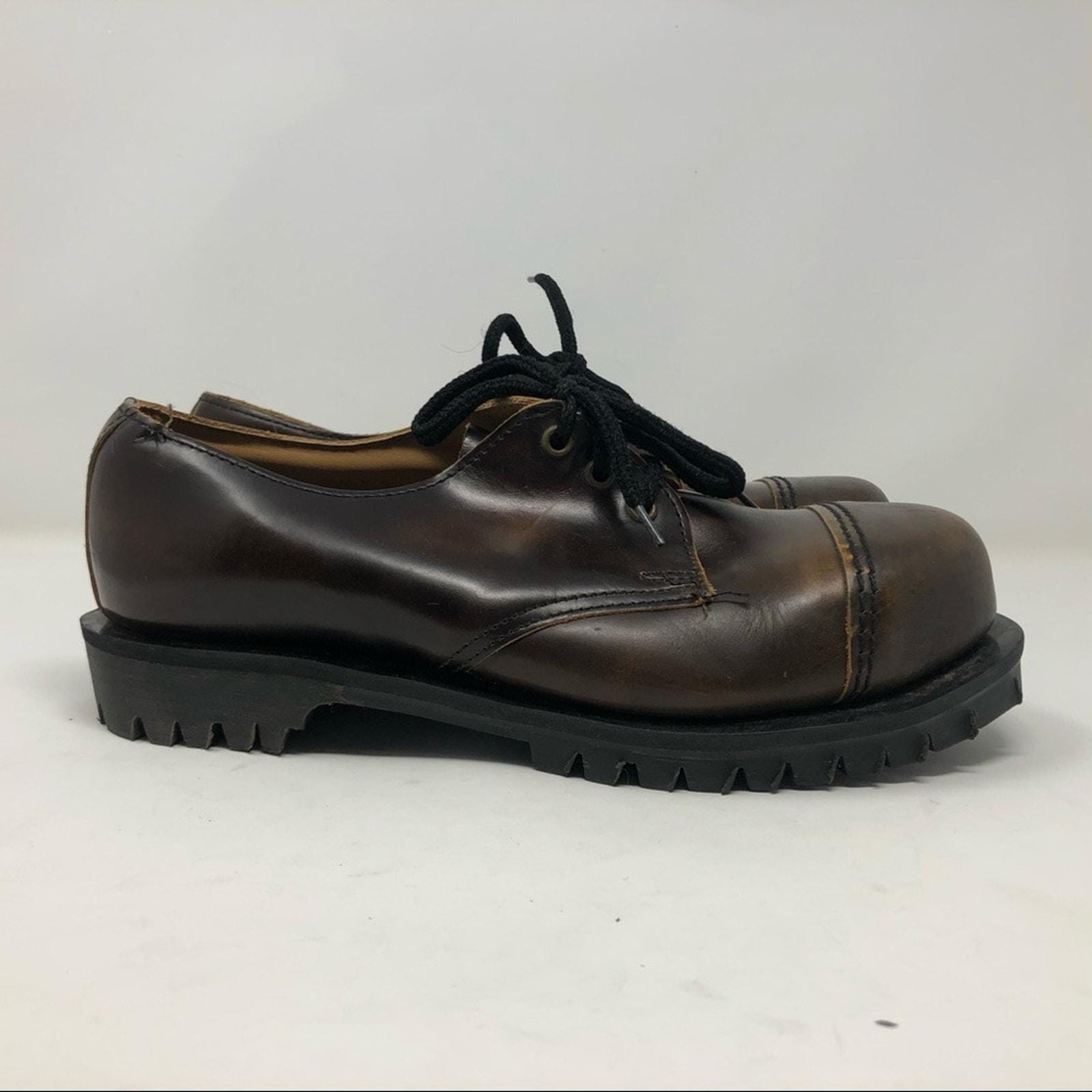 Vintage Dr Martens 8W 6M Getta Grip Low Boots 6 Men display picture 2