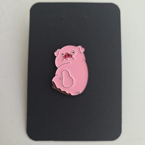 Disney Gravity Falls- Item: Mystery Shack Mabel Pines Pet Pot-Belly Pig Waddles Enamel Pin