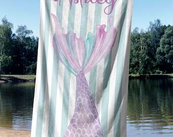 Toalla de playa de sirena personalizada para niñas, toalla con nombre personalizado, toalla de piscina de verano personalizada, regalo mágico de sirena para niños y bebés.