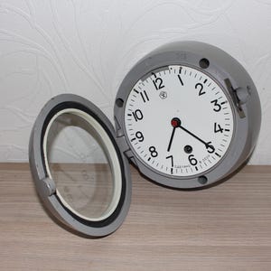 USSR Submarine navy marine wall clock Type 5-2 ChM , Original 100% , Oldschool army design , Runs
