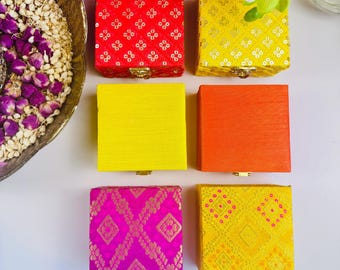 Mithai-Boxen, indische Süßigkeitsbox, indische Bevorzugungsbox, Diwali-Geschenkbox, Hochzeitsbevorzugung, indische Geschenkbox süße Boxen leer, Pooja-Rückgabegeschenk