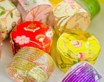 Bangle box with Metal Bangles, Mehndi favors, Haldi favor, Bridesmaid Gift, mehendi favors, sangeet favors, bangle holder, Indian bangle box