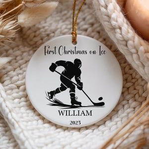 Personalisierte Hockey Weihnachtsverzierung 2025, kundenspezifisches Sport-Verzierungsgeschenk für Hockeyspieler, Trainer, Mannschaften u. Fans, Feiertagsbaum-Dekoration