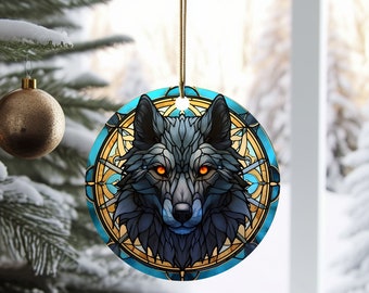 Stained Glass Wolf Ornament, Gift for Tree, Holiday Decor, Christmas Keepsake, Christmas Tree Decoration, Seasonal Gift