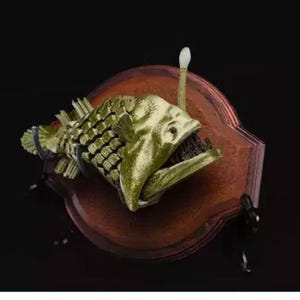 3D Printed Fish - Devil Fish Articulated Fidget Toy Desk Decor - Unique Tropical Fish Gift for Kids & Adults