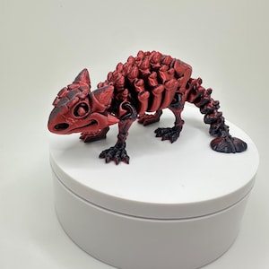 3D Printed Articulated Ankylosaurus Skeleton: Customizable Dino Model