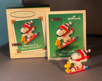 Winter Fun with Snoopy #5 Peanuts Hallmark Keepsake Miniature Ornament