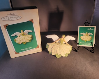 Beautiful Angel Tree Topper Hallmark Keepsake 2003