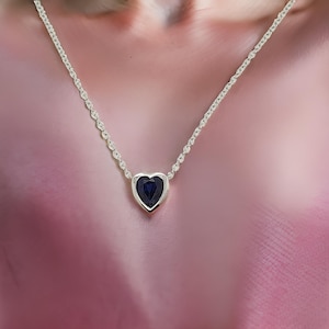 14K White Gold Blue Sapphire Heart Pendant Necklace