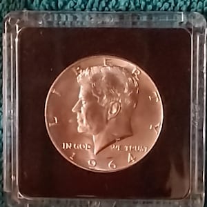 1964 Kennedy Half Dollar &quot;AU-MS&quot; Condition 90% Silver !