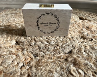 Wedding ring box