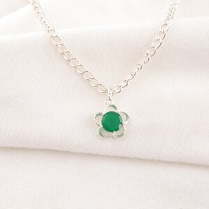 Green Onyx Flower Pendant: Handmade 925 Sterling Silver, 8mm Round Stone