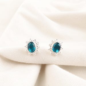 Faceted Apatite Gemstone Earrings: 925 Sterling Silver Studs