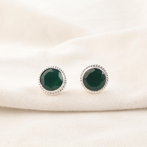 Green Onyx Earrings - Green Gemstone Earrings - May Birthstone Earrings For Wife - Emerald Green Stud Earrings - Onyx Dangle Drop Earrings