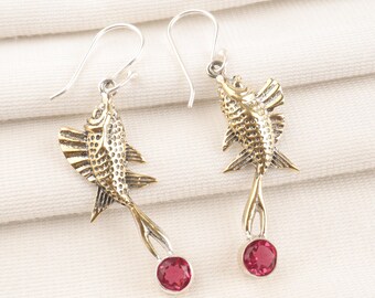Pendientes de pez con turmalina rubelita rosa y plata de ley 925