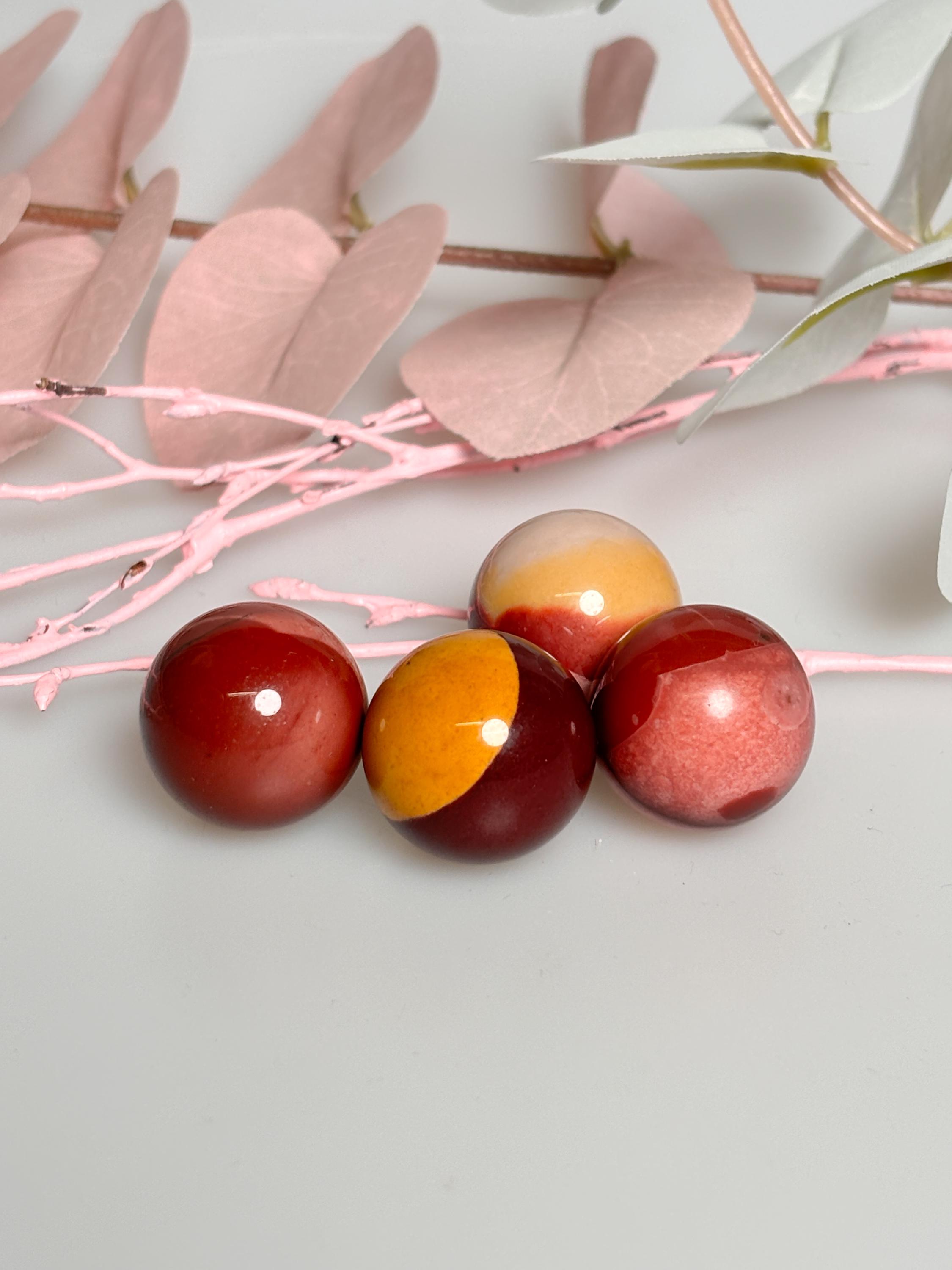 Mookaite Mini Sphere – Natural Decoration & Positive Energy