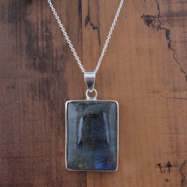 Beau pendentif en argent avec pierres précieuses de labradorite Pendentif en argent sterling massif 925 en forme de rectangle Pendentif en argent fait main avec pierres précieuses, idées cadeaux