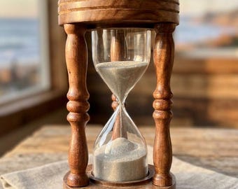 Gravierte Holz Sanduhr, handgefertigte Messing Sanduhr, 5 bis 60 Minuten
