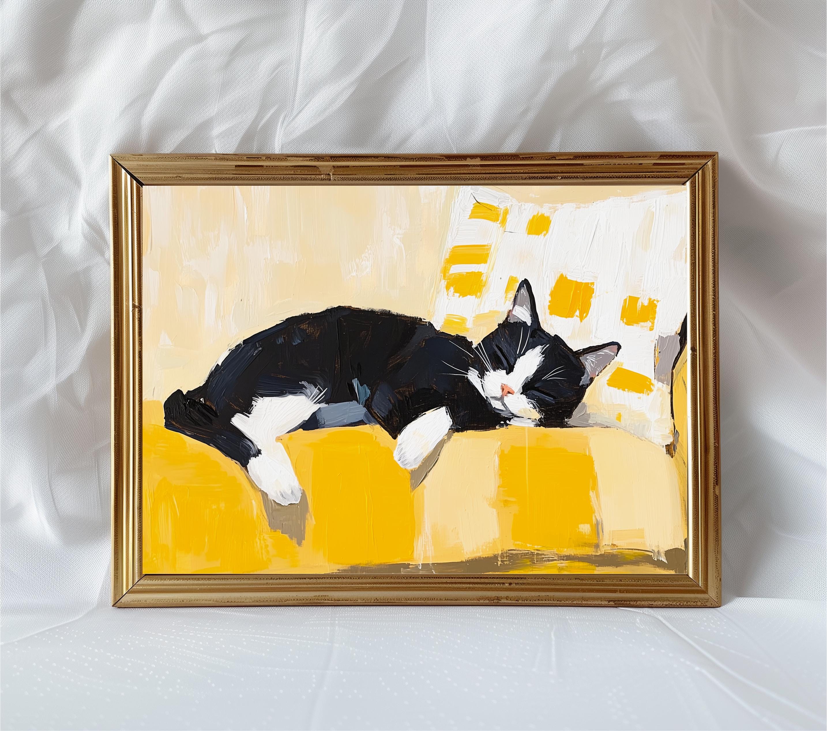 白黒猫の油絵プリント、眠っている猫のウォールアート、黄色いソファの