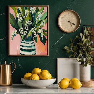 Pintura al óleo de lirio de los valles, arte mural con jarrón a rayas, impresión floral primaveral, obra de arte floral moderna y llamativa, decoración del hogar en rosa y verde.
