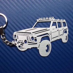 Custom car Nissan Patrol keychain, stainless steel key ring for birthday gift with individual text