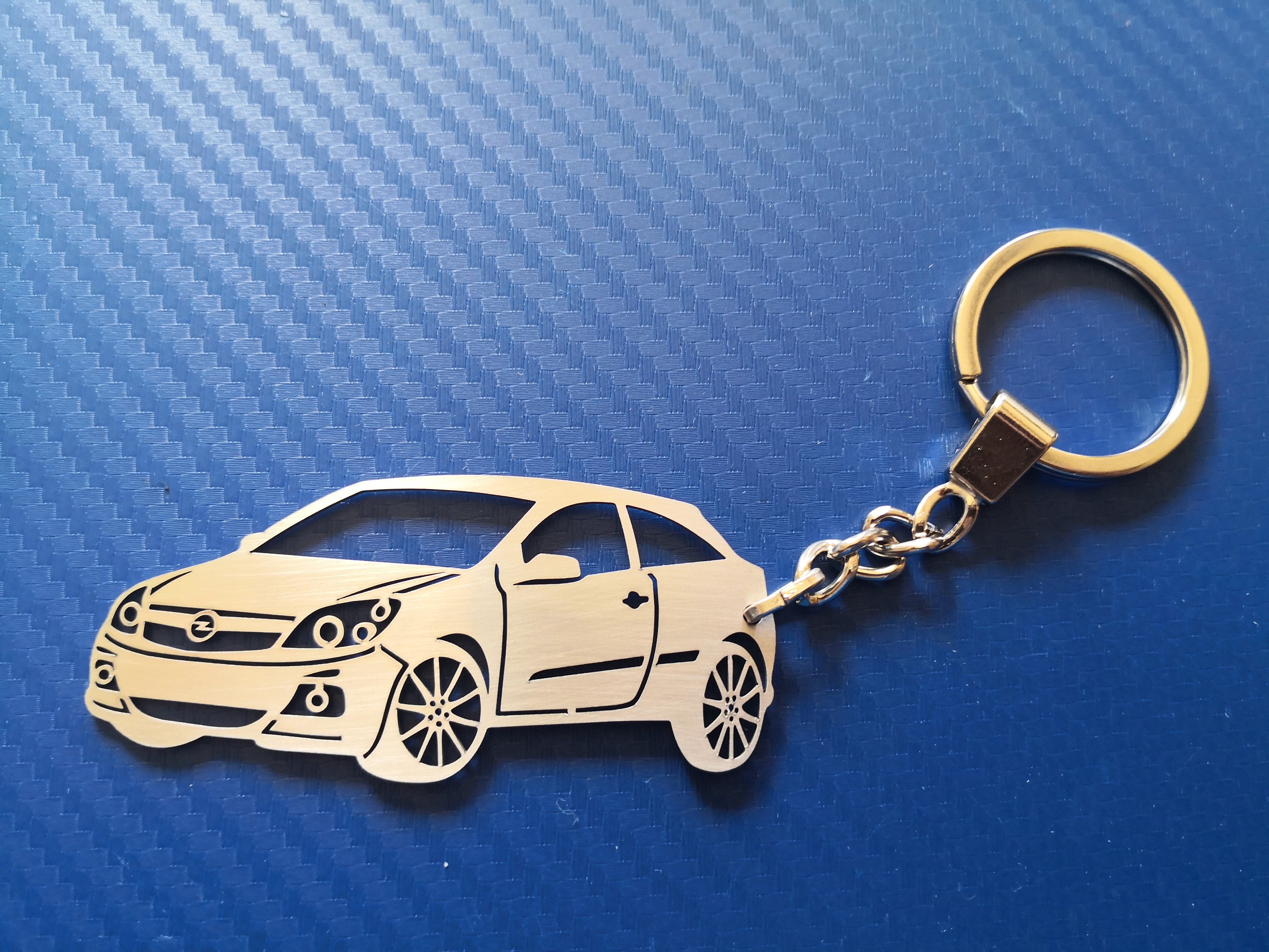 Custom car keychain for Opel Astra C stainless steel key ring for birthday gift with individual text