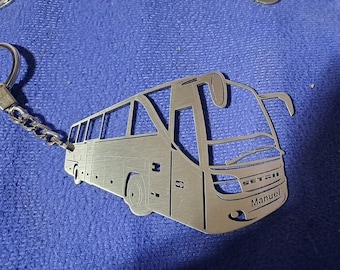 Llavero de coche personalizado para Bus Setra, llavero de acero inoxidable para regalo de cumpleaños con texto individual