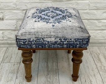 Boho Ottoman Bench 18x18&quot;, Small Entryway bench, Rug Upholstered Ottoman, Decorative Farmhouse Bench, Footstool Pouf Ottoman, Wood Bench