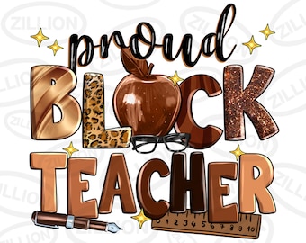 Può includere: Un design grafico marrone e oro con il testo "proud block teacher" e una mela marrone, un paio di occhiali e un righello con i numeri da 0 a 10.