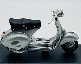 Vespa MESSERSCHMITT 150GS 1961 1:18 Scale Scooter Model