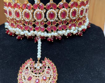 Parure de bijoux de mariée Kundan rose - Collier plaqué or, boucles d'oreilles Jhumka et Tikka