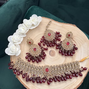 Indian Pakistani choker necklace, earrings and tikka set  - maroon red