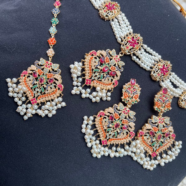 NEW! Nauratan jewellery set - Necklace, earrings, tikka