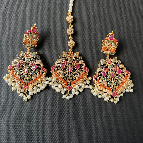 Earrings and tikka set - Multi