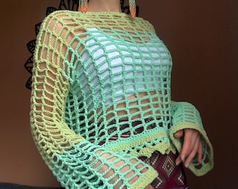 Haut en résille au crochet vert menthe et vert pomme