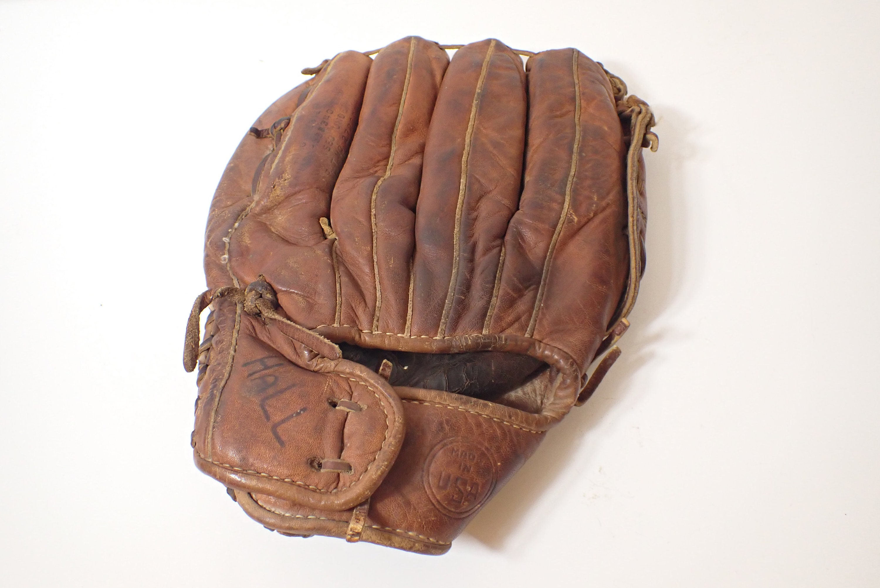 Vintage Wilson Jim Catfish Hunter 10” Baseball Glove