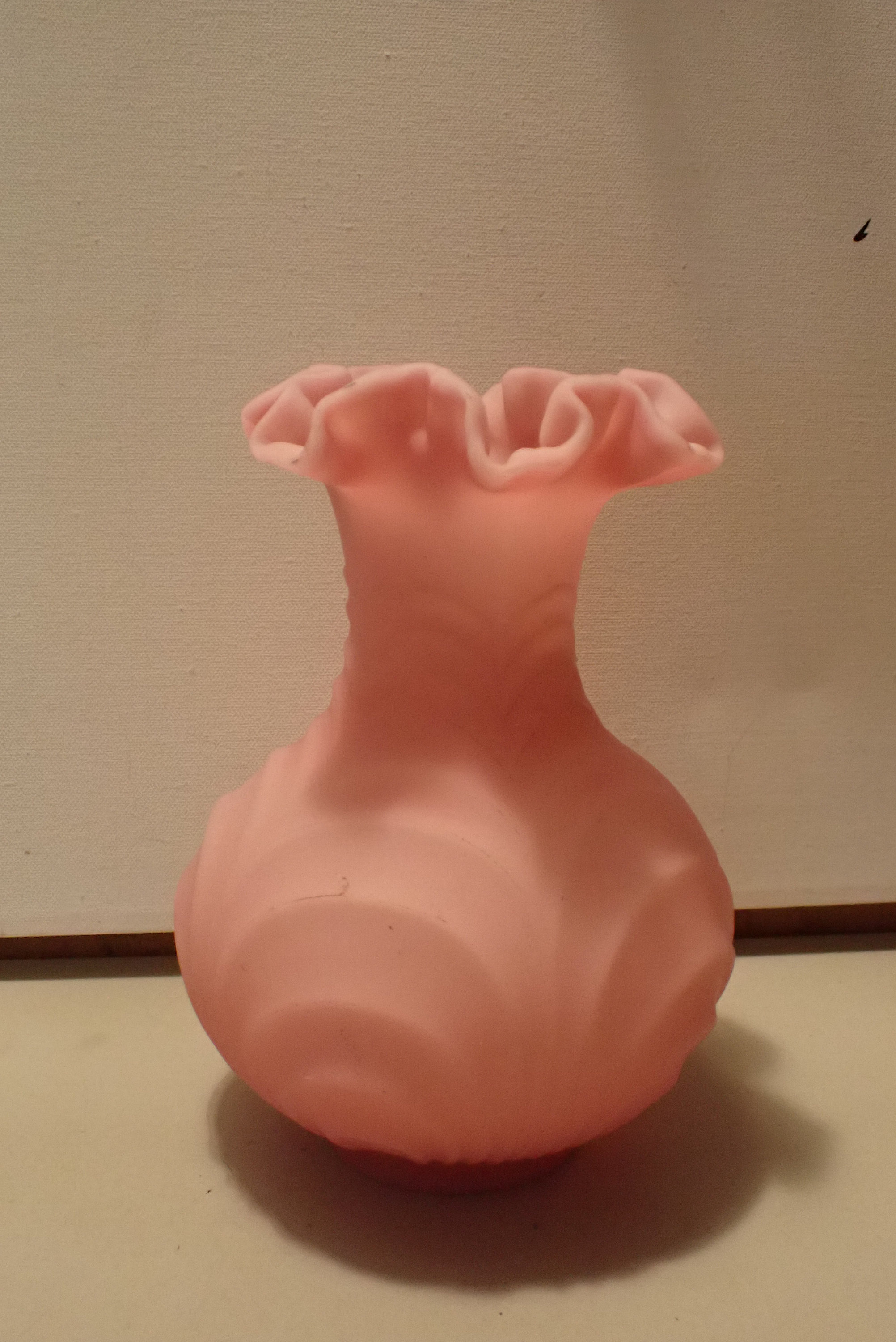 Vintage 8 Fenton Drapery Pink Satin Glass Vase W Ruffle Etsy