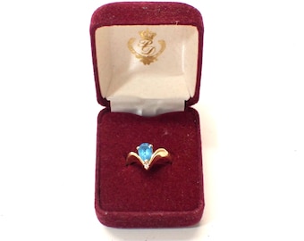 vintage 14k yellow gold ring w pear cut blue topaz and diamond size 6.5 3 grams