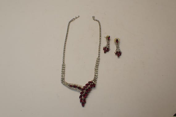 beautiful ruby and clear rhinestone necklace and … - image 1