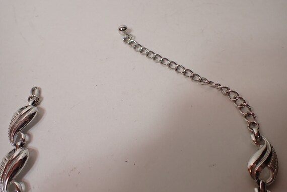 vintage signed coro 12" silver leaf necklace/chok… - image 4