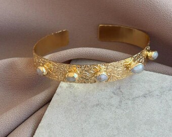 Patterned Cast Genuine Barley Pearl Adjustable Cuff Bracelet,Irregular Bone and Barley Pearl Combination Design Cuff Bracelet,