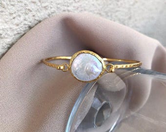 Genuine Pearl Elegant Cuff Gold BraceletIrregular Baroque Single Pearl Cuff Adjustable Gold Bracelet ,Natural Barley Pearl Irregular