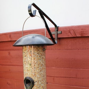 Bird feeder fence bracket sales